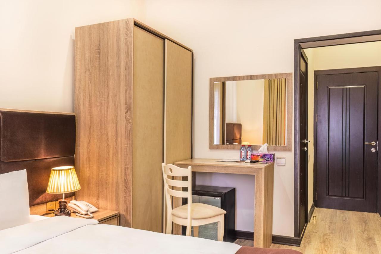 باكو Deluxe City Hotel المظهر الخارجي الصورة